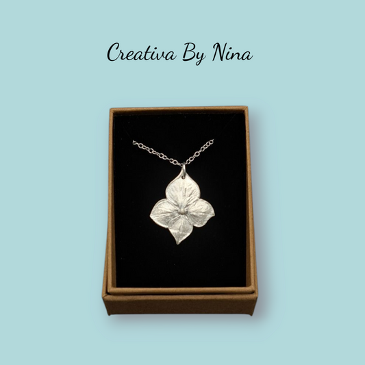 Hydrangea flower necklace