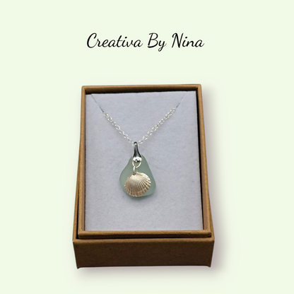 Sea glass and fine silver cockle necklace(sea foam)